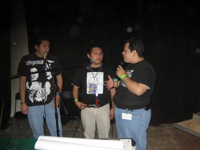 SOLICITAMOS COLABORADORES